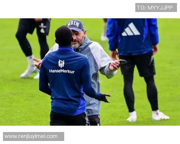 汉堡主帅:不回应下课传闻,专心备战下场比赛