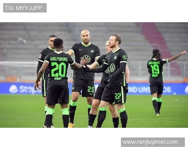 沃尔夫斯堡主场胜弗赖堡,稳固欧冠席位!